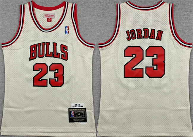 Youth White Chicago Bulls #23 Michael Jordan Stitched Basketball Jersey